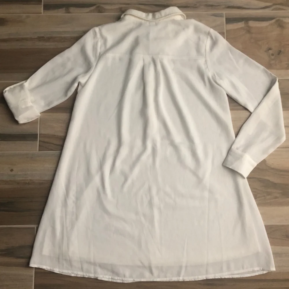 Small Shirt Dress - Picture 3 of 10